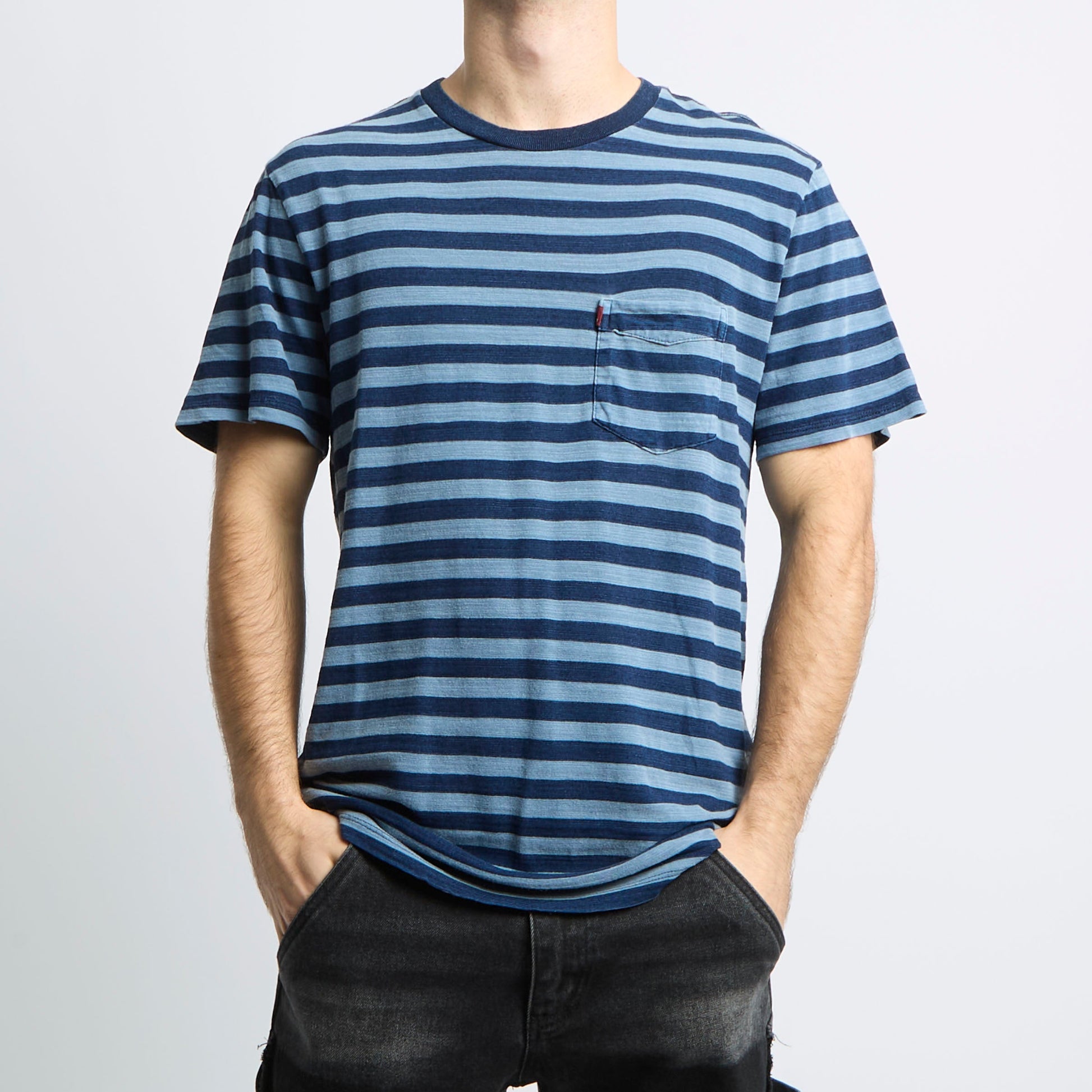 Levis Striped T-shirt - M