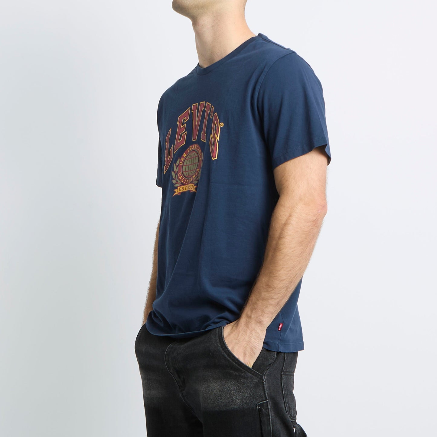 Levis Graphic T-shirt - M