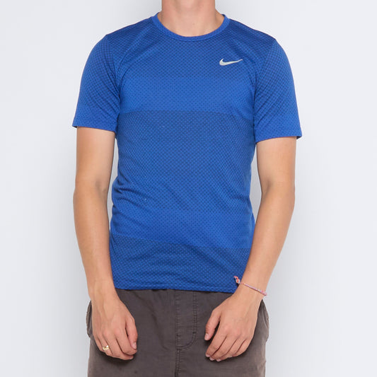 Nike Dri Fit T-shirt - S