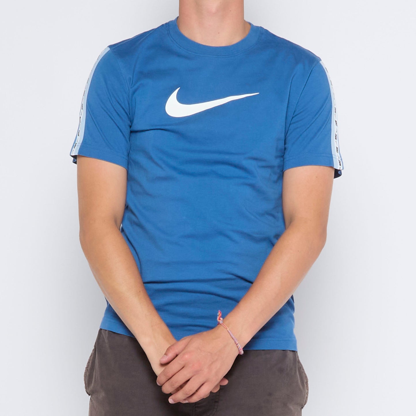 Nike Logo Print T-shirt - S