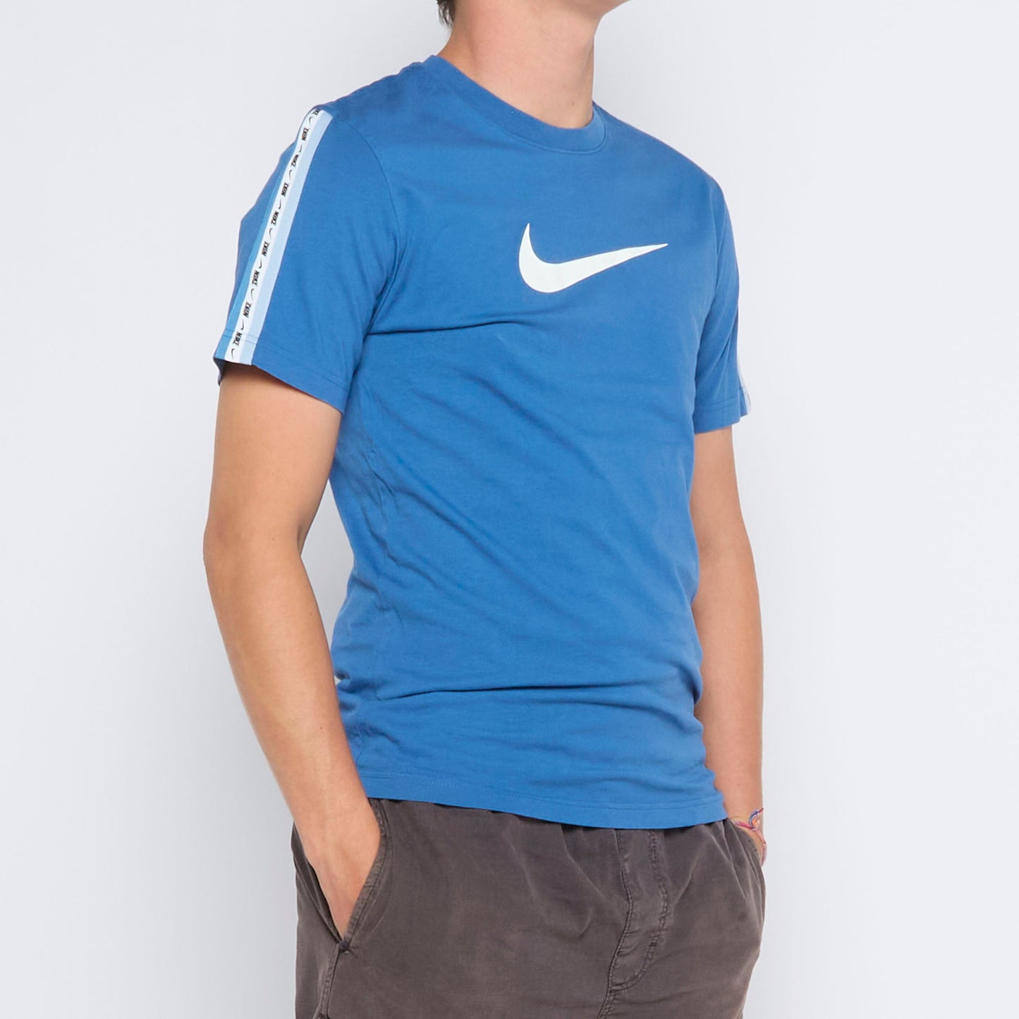 Nike   T-shirt - S