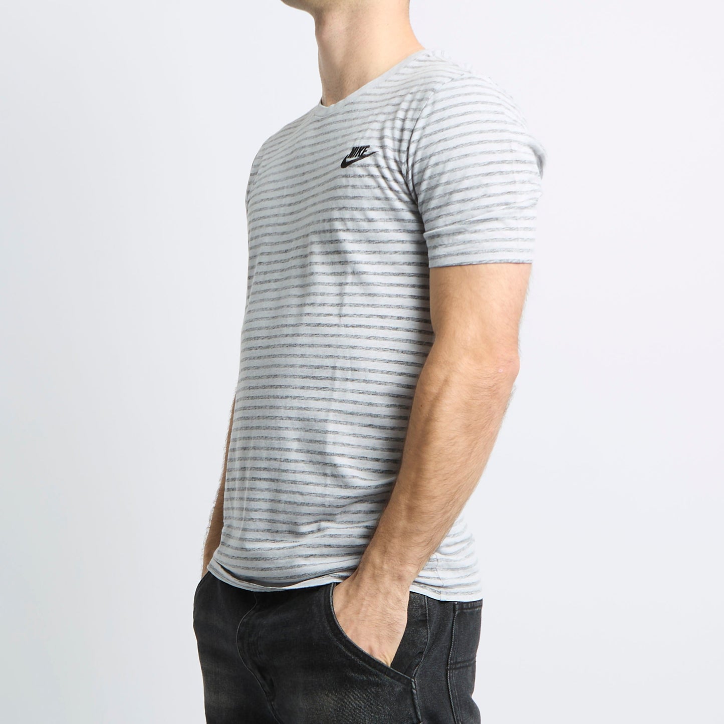 Nike Striped T-shirt - S