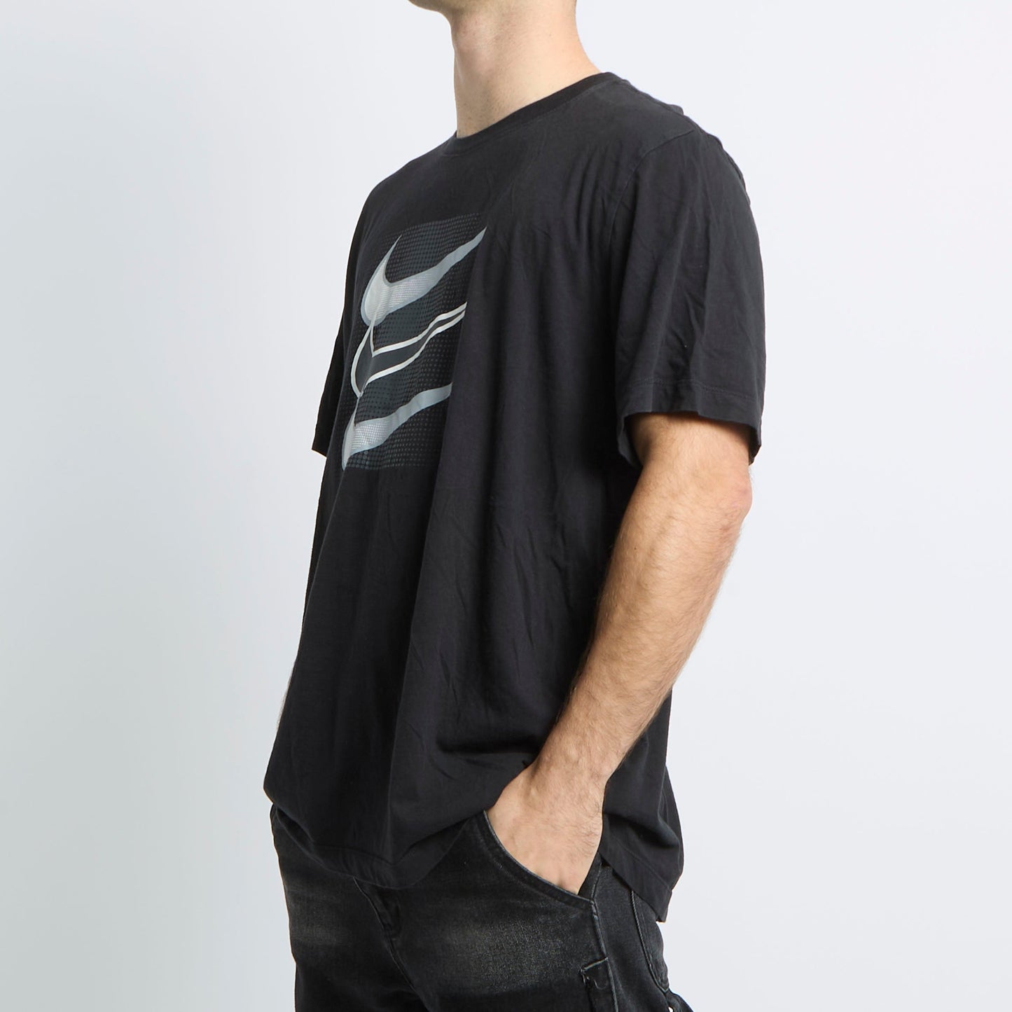 Nike Graphic T-shirt - XL