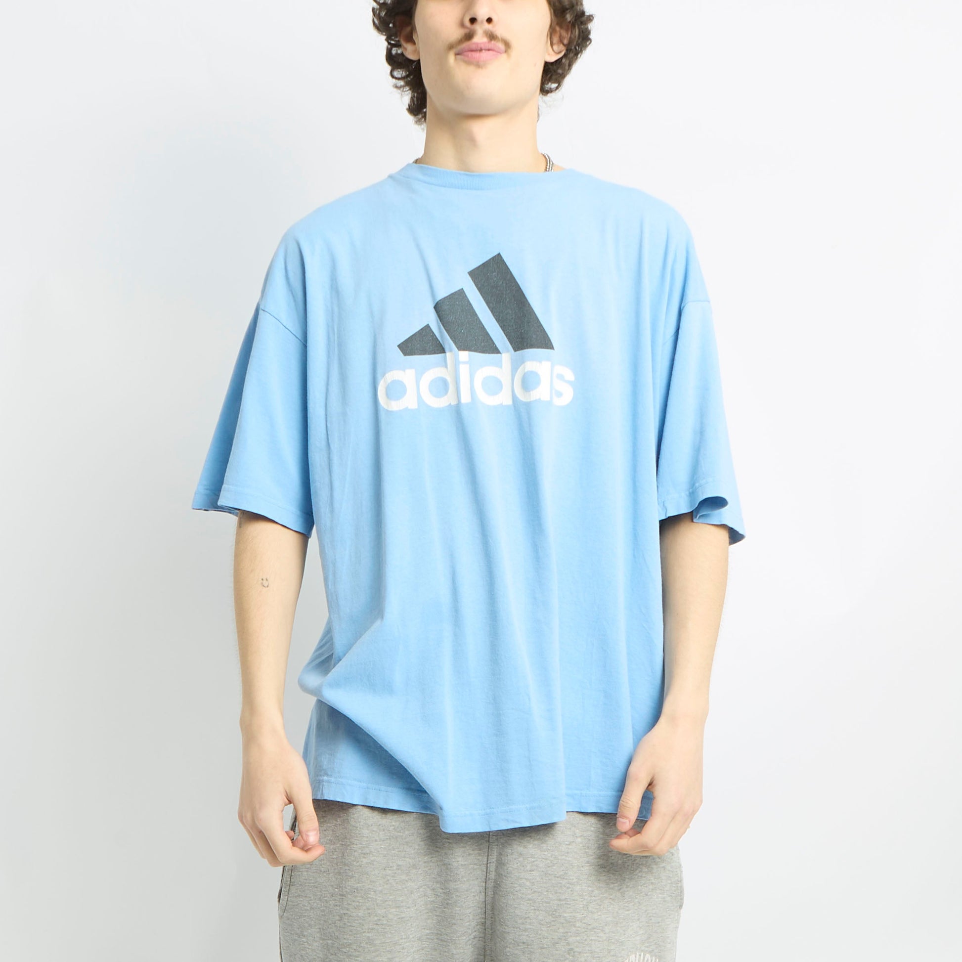 Adidas T-shirt - XL