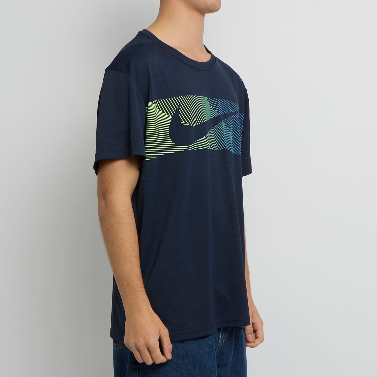 Nike Graphic Logo T-shirt - XL