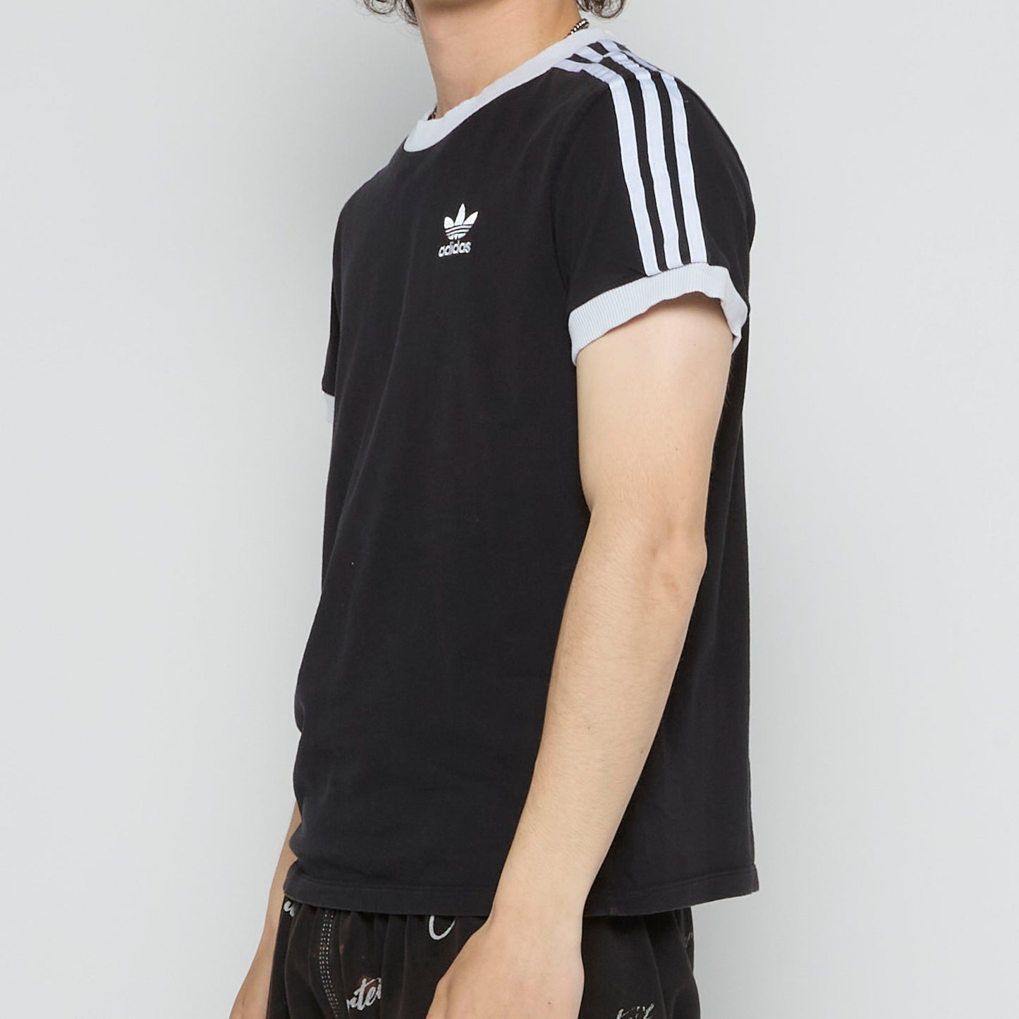 Adidas T-shirt - XS