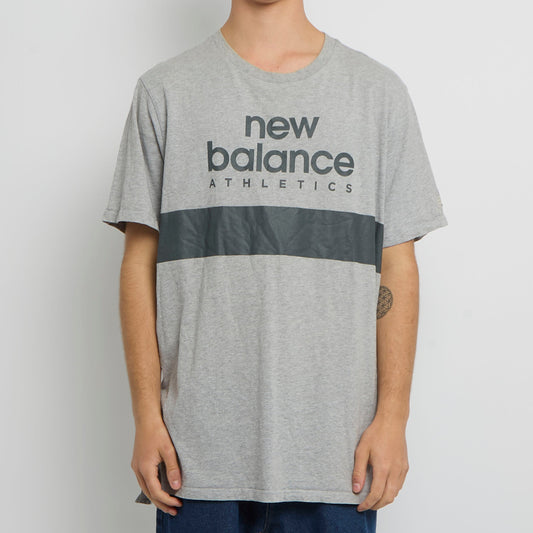 New Balence Grpahic T-shirt - XXL