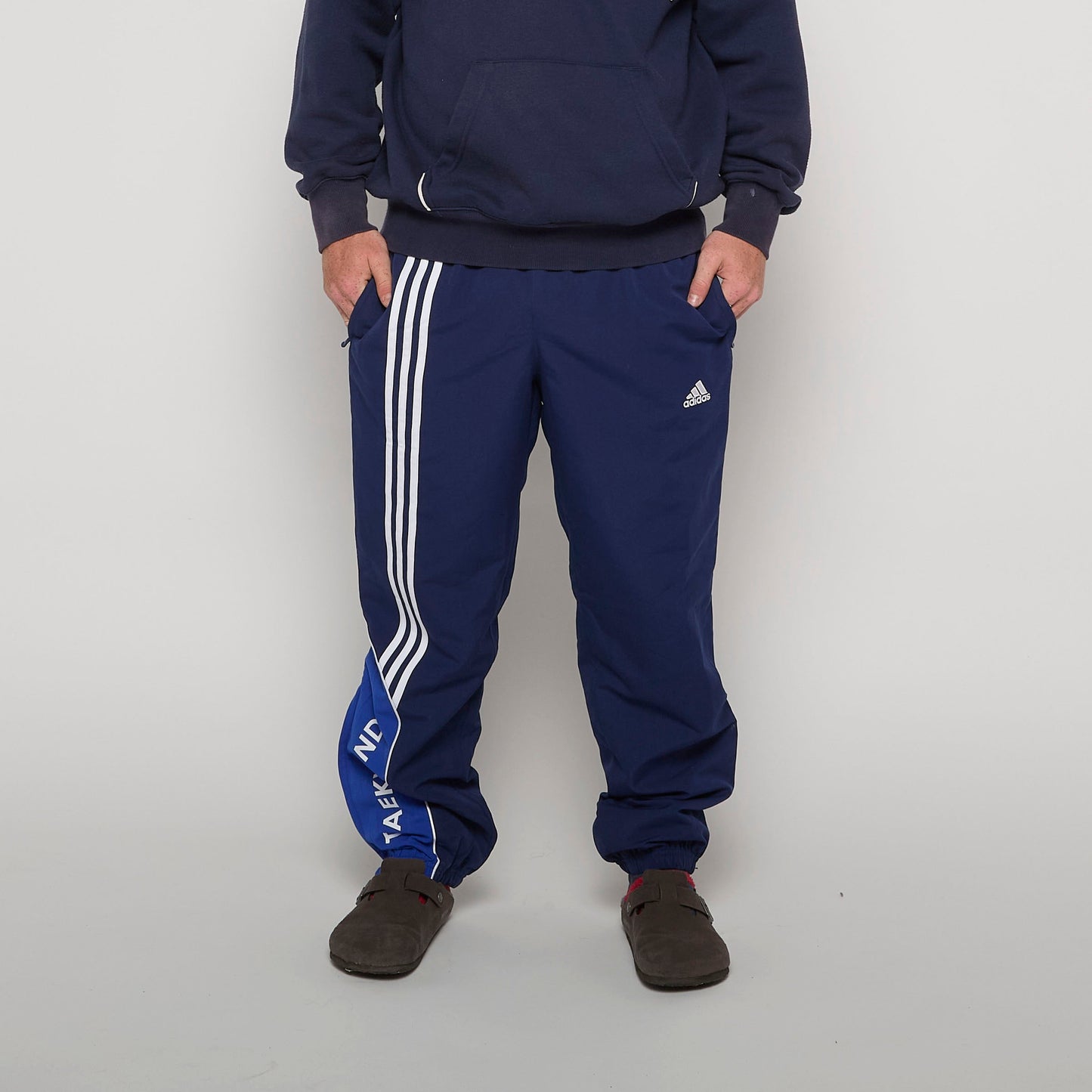 Adidas Trackpants - L