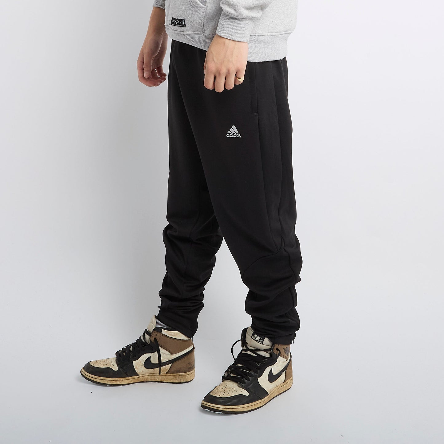 Adidas Joggers - M