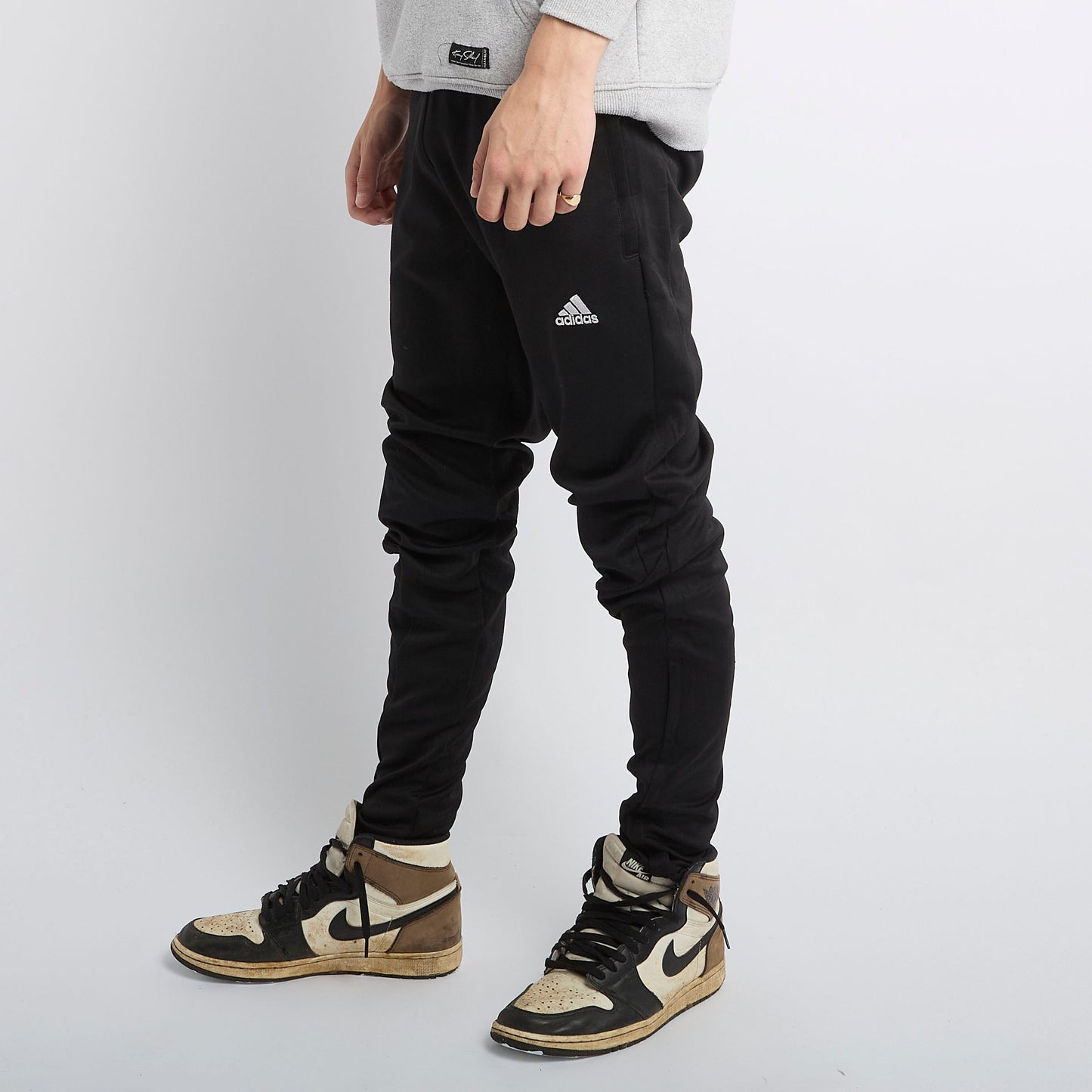 Adidas Joggers - M