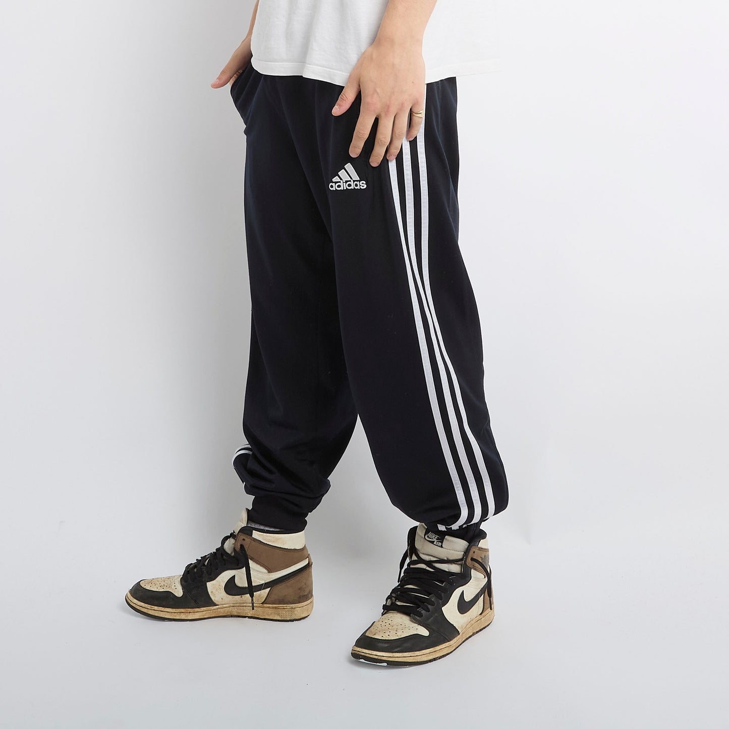 Adidas Joggers - M