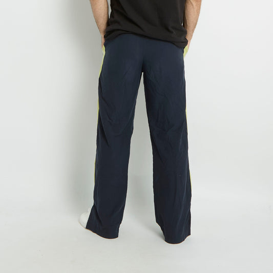 Nike Open Hem Track Pants - M