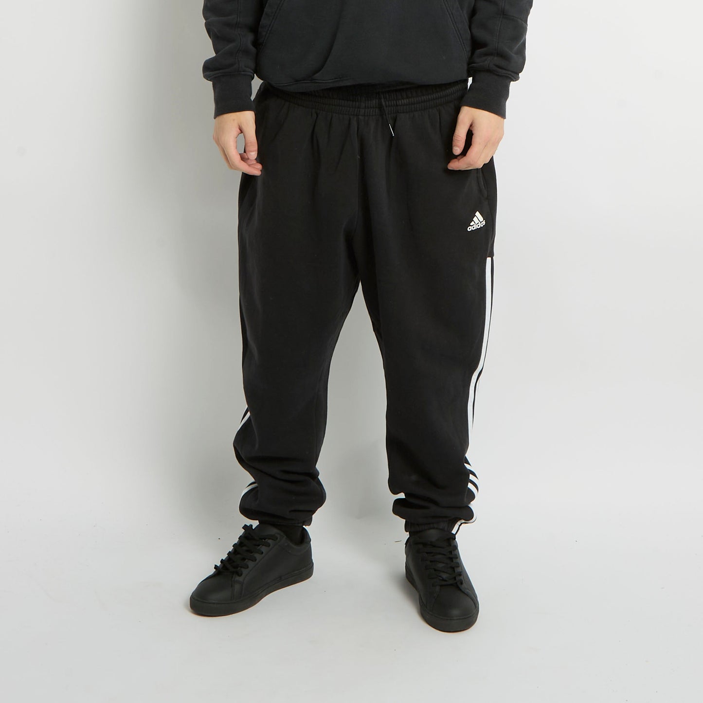 Adidas Joggers - XL