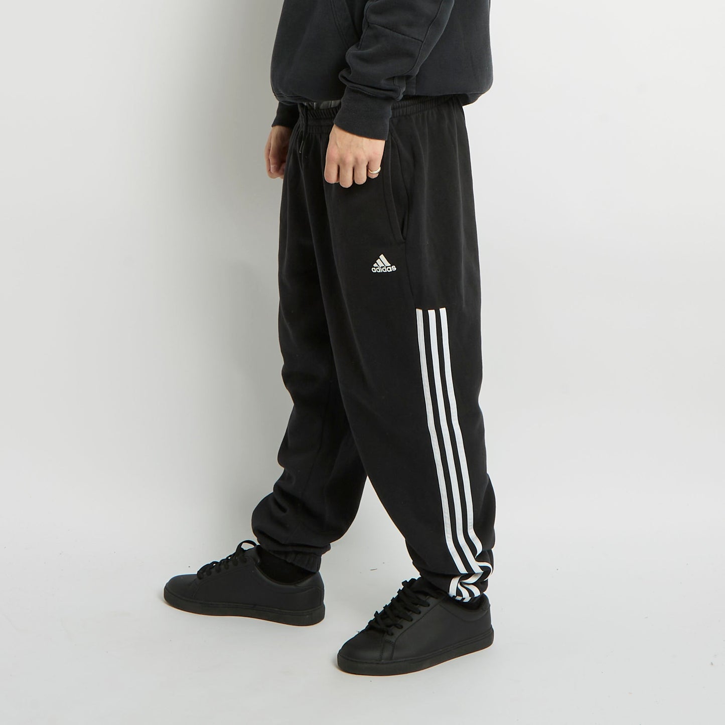 Adidas Joggers - XL