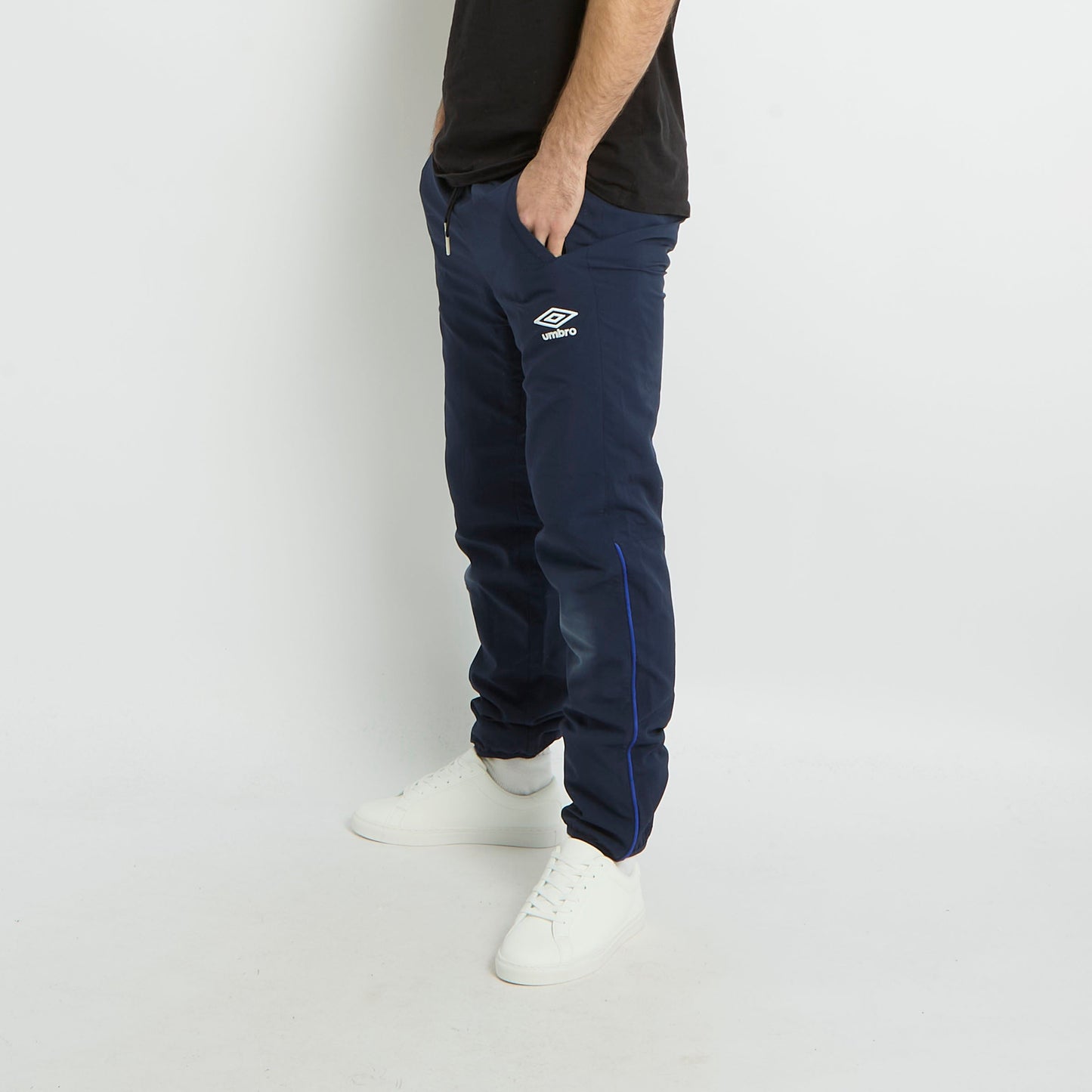 Umbro Logo Track Pants - XS