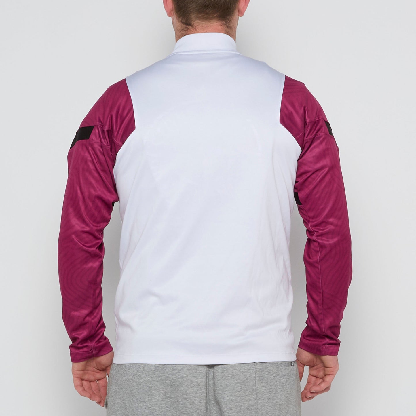 Jordan Track Jacket - L