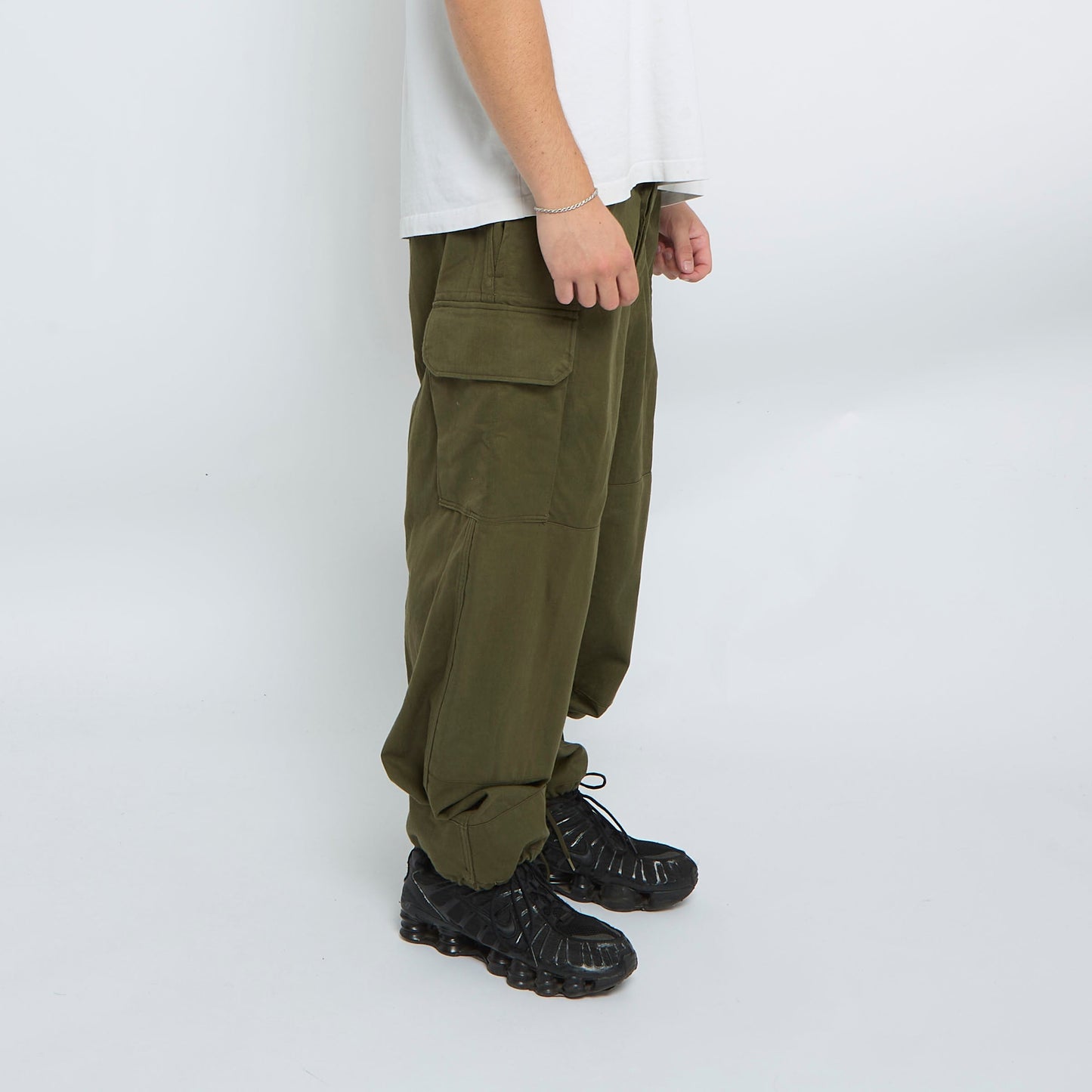 Straight Leg Cargo Trousers - W34" L28"