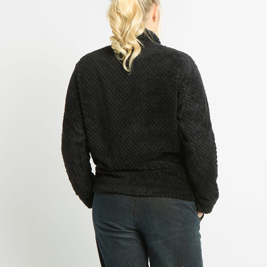 Textured Soft Fleece With Front Pocket - M