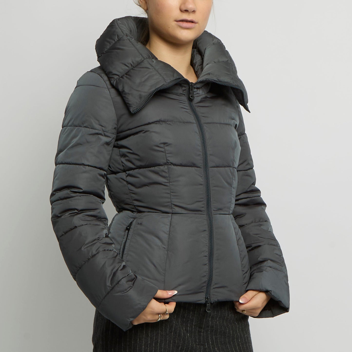 Large Collar Puffer Jacket - UK 8