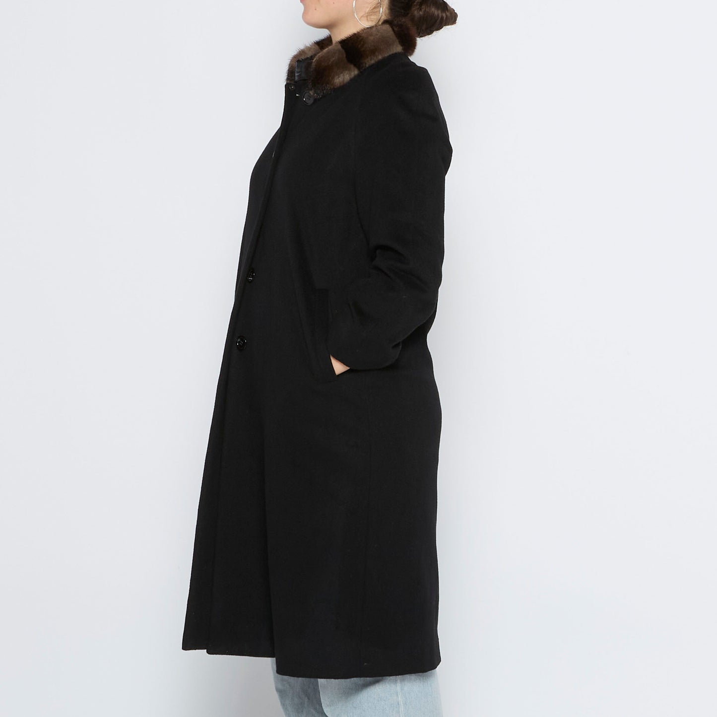 Nuvel Sports Fur Collar Long Coat - M