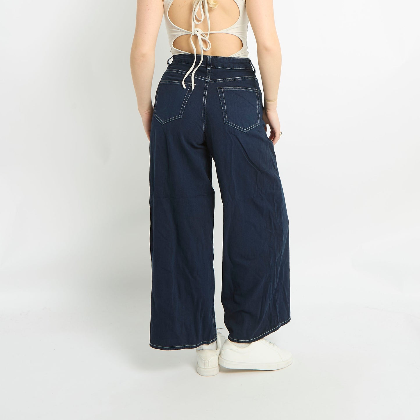 High Waisted Contrast Stitch Wide Leg Jeans - UK 10