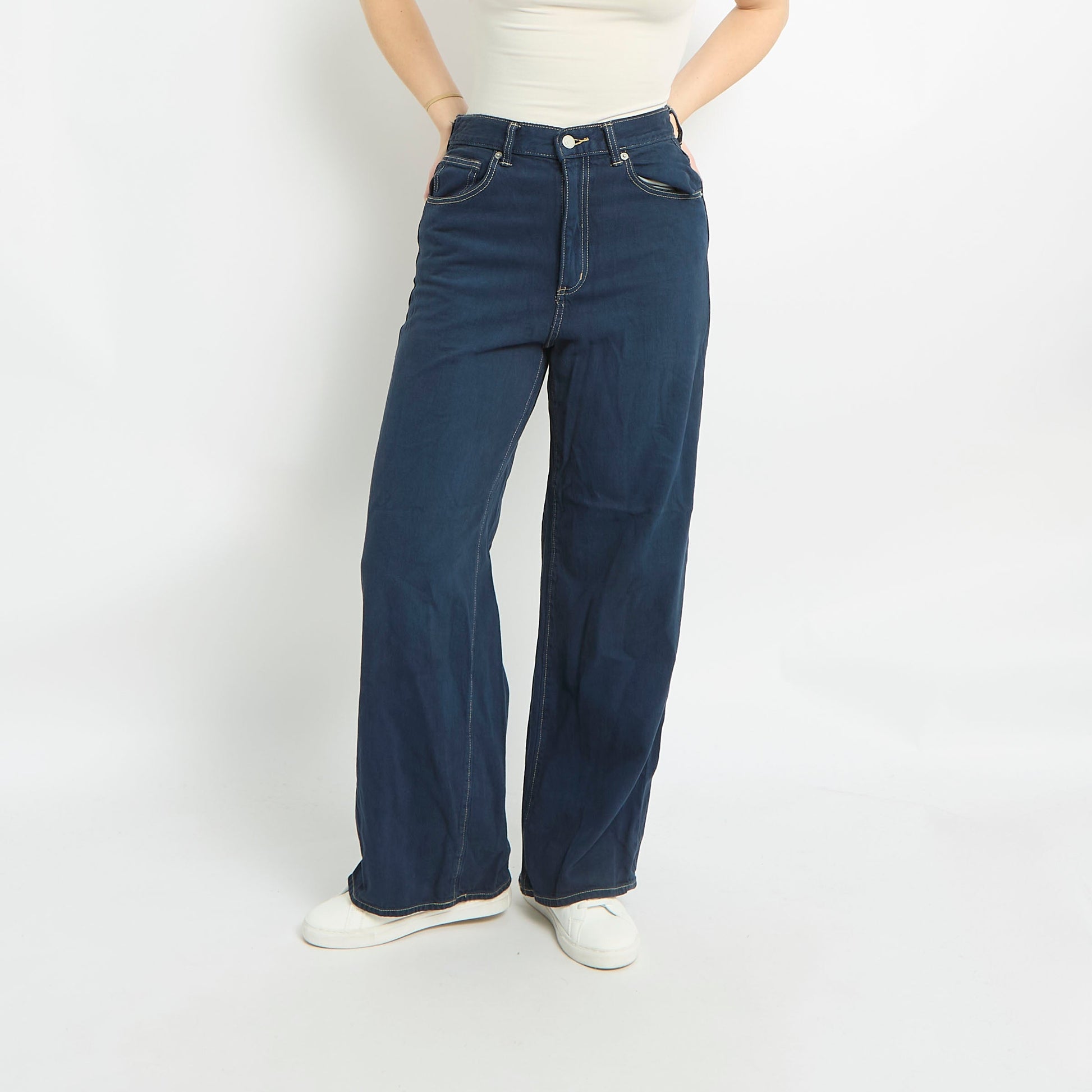 High Waisted Contrast Stitch Wide Leg Jeans - UK 10