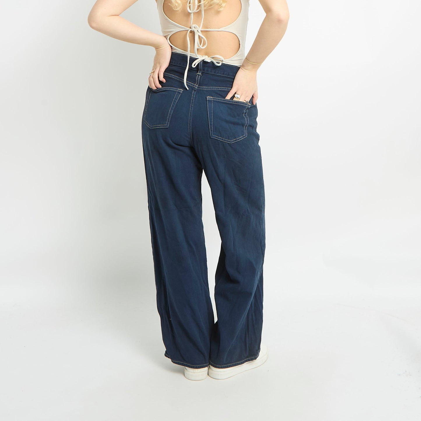 High Waisted Contrast Stitch Wide Leg Jeans - UK 10