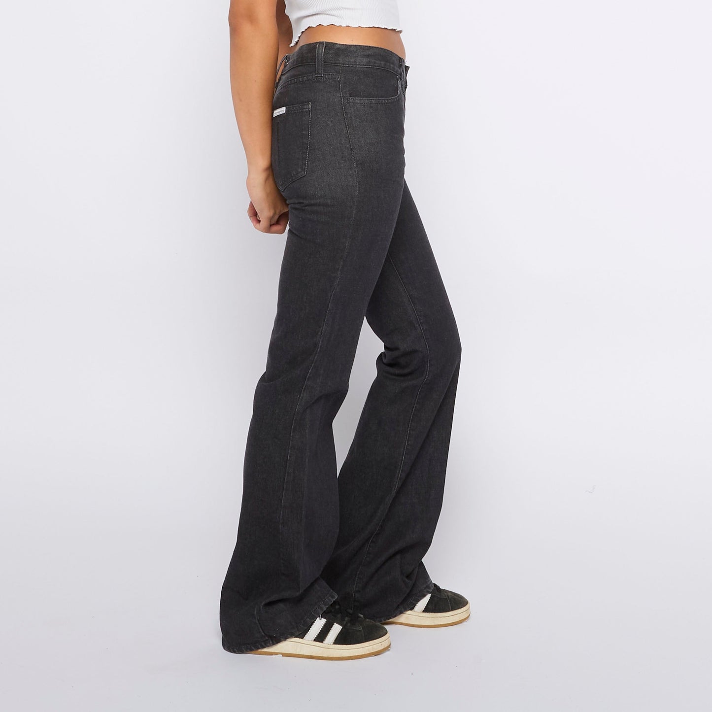 Low Waisted Regular Jeans - W28" L32"