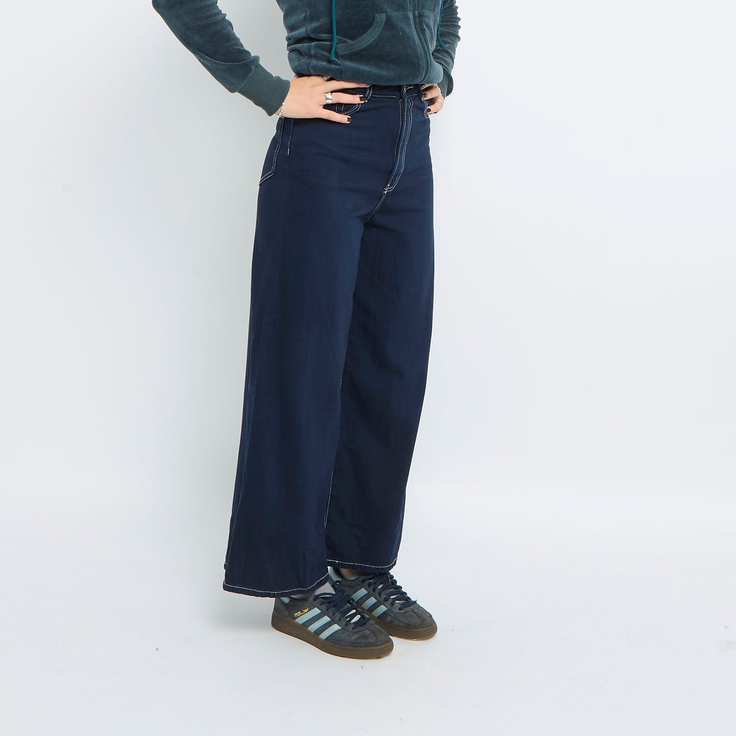 Contrast Stitch Wide Leg Jeans - UK 6