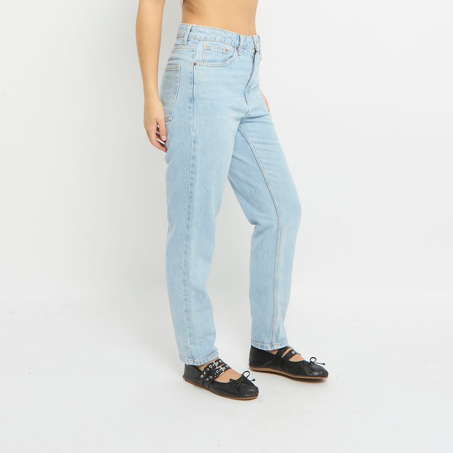 Light Wash Tapered Leg Jeans - UK 8