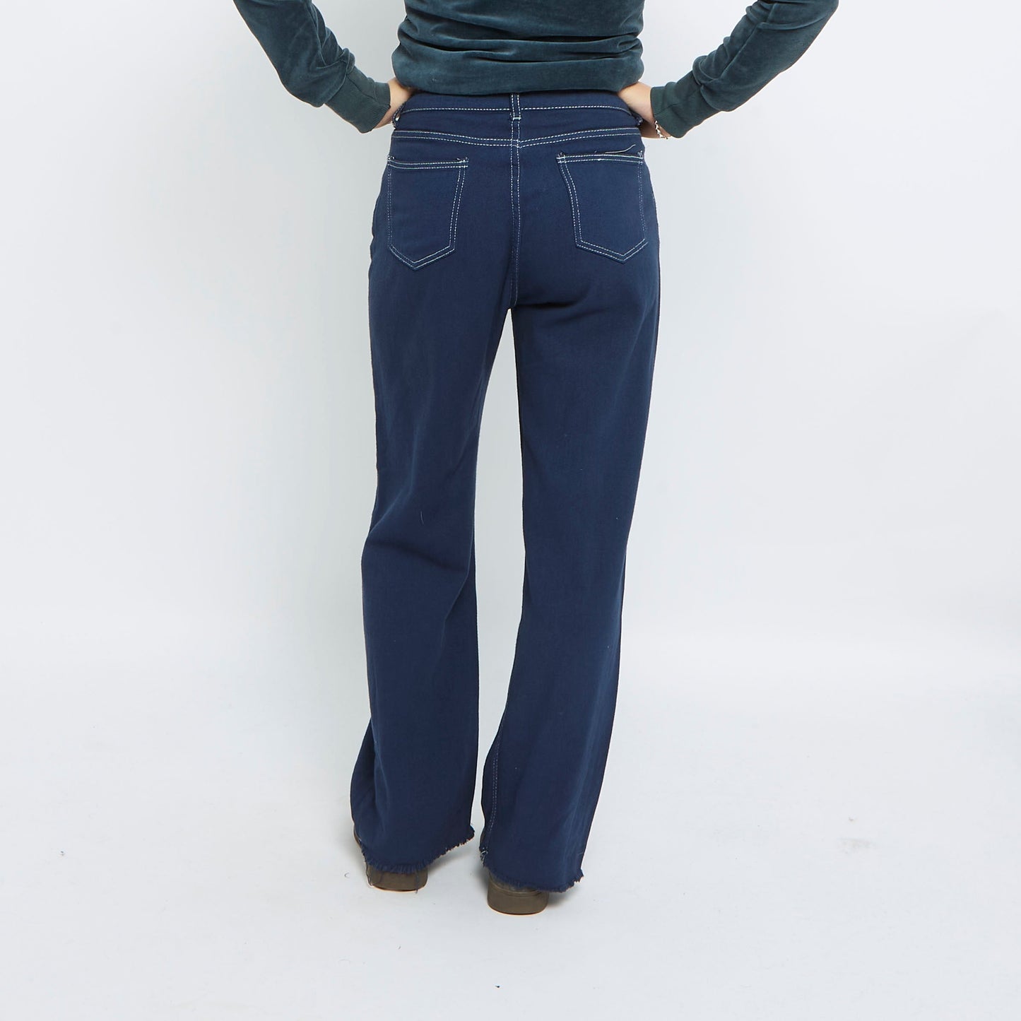 Contrast Stitch Straight Leg Jeans - UK 8