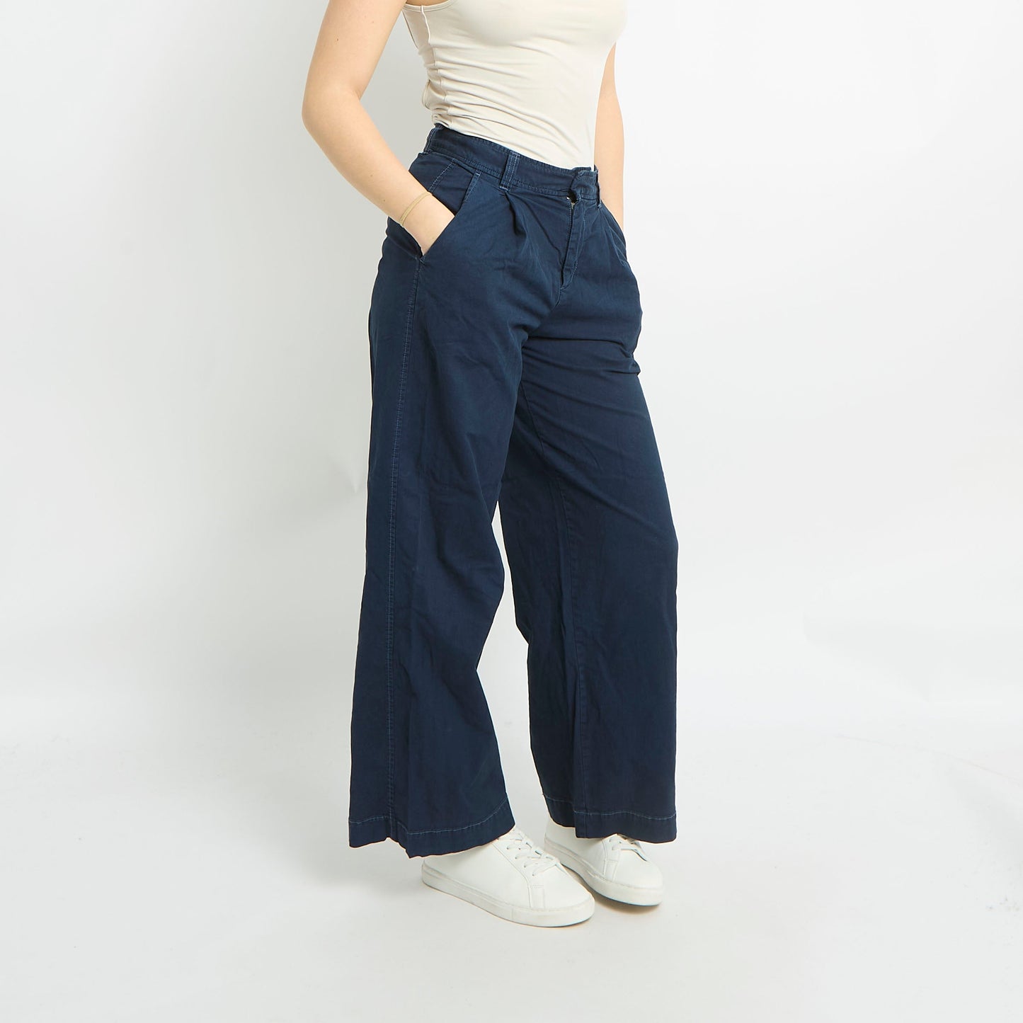 High Waisted Wide Leg Jeans - UK 8