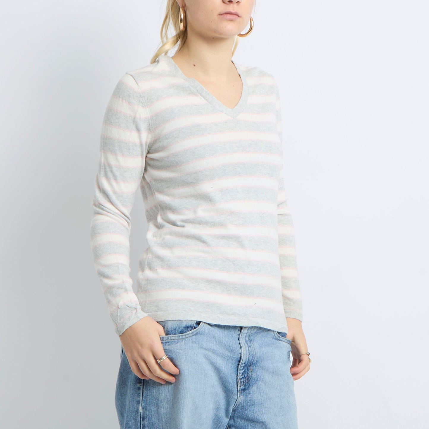 V-Neck Lightweight Sweater- UK 10