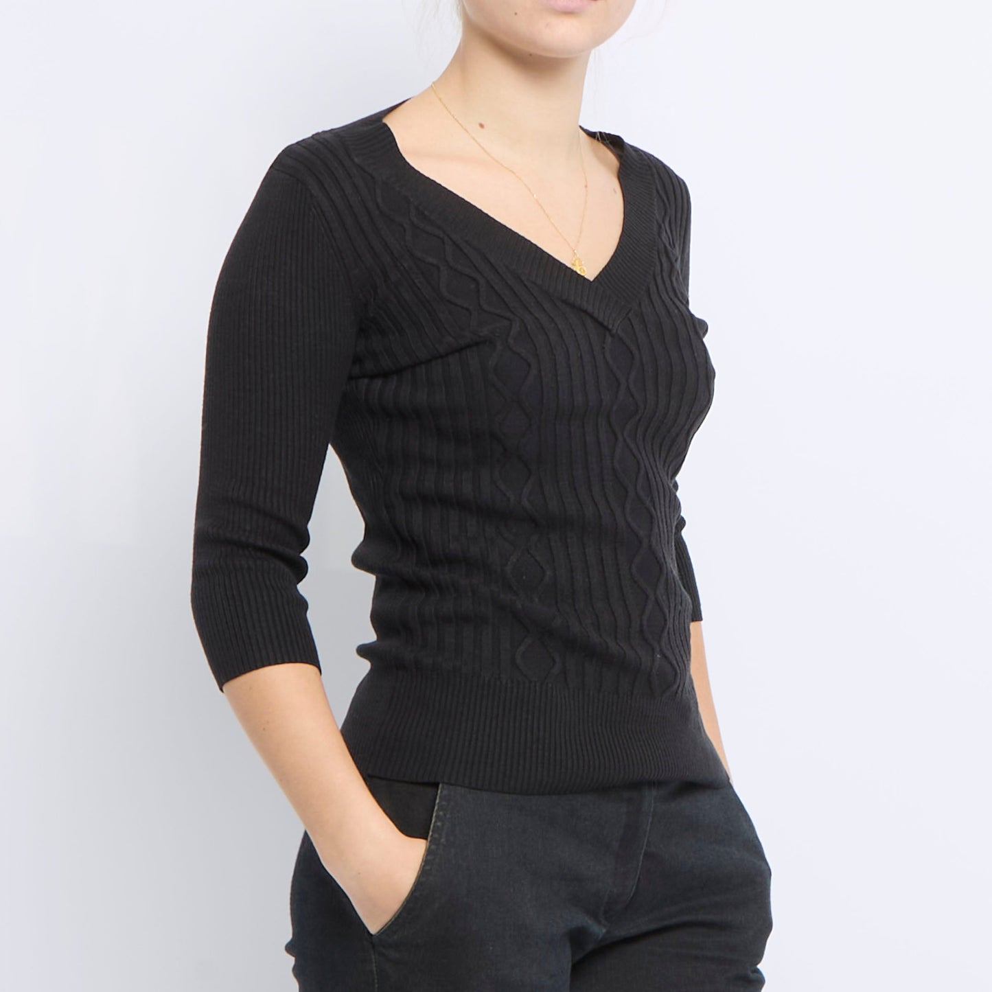 V-Neck Cableknit Sweater - UK 12