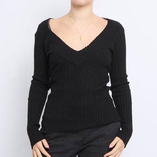 V-Neck Ribbed Knitted Sweater - UK 12