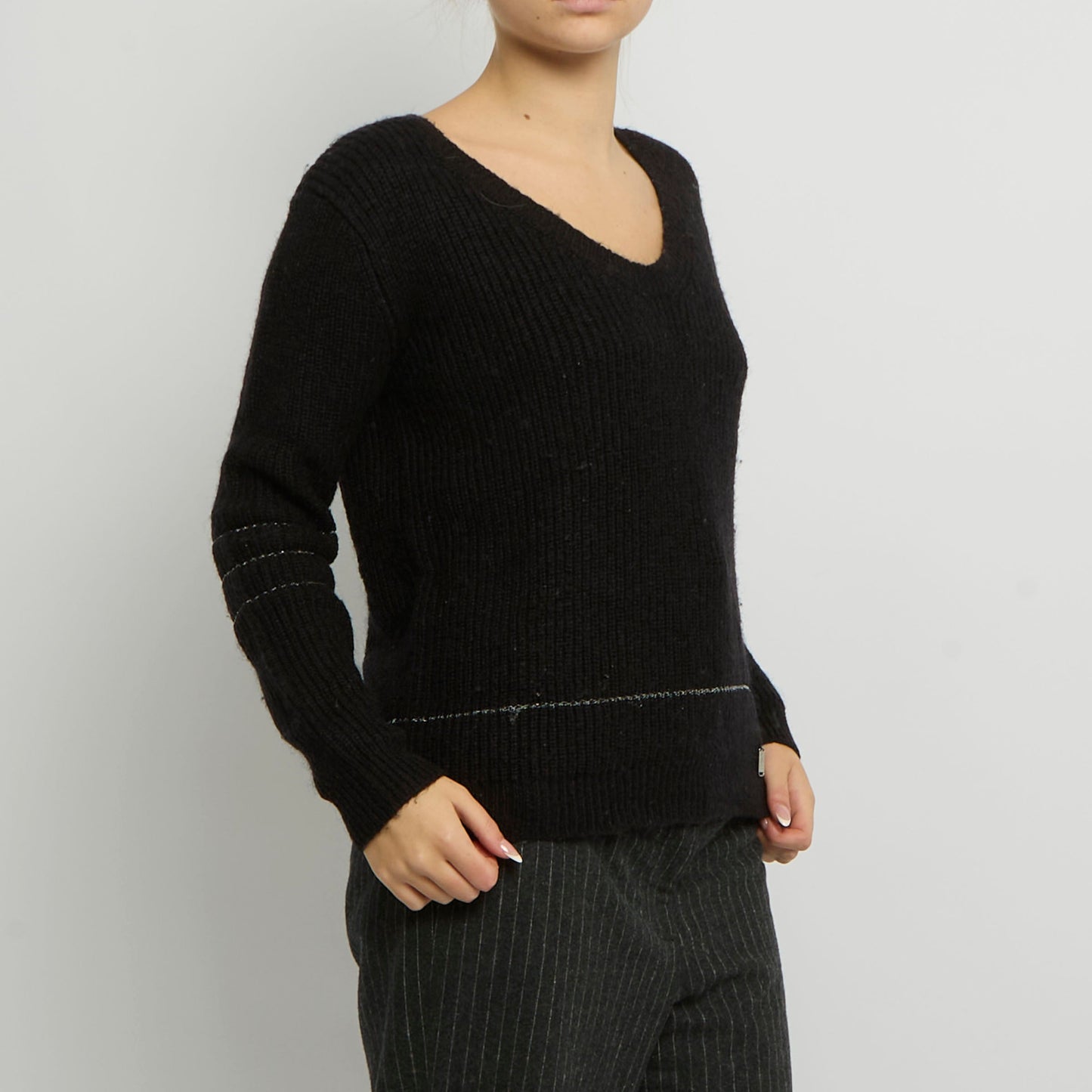 Guess Low V Neck Knitted Jumper - UK 12