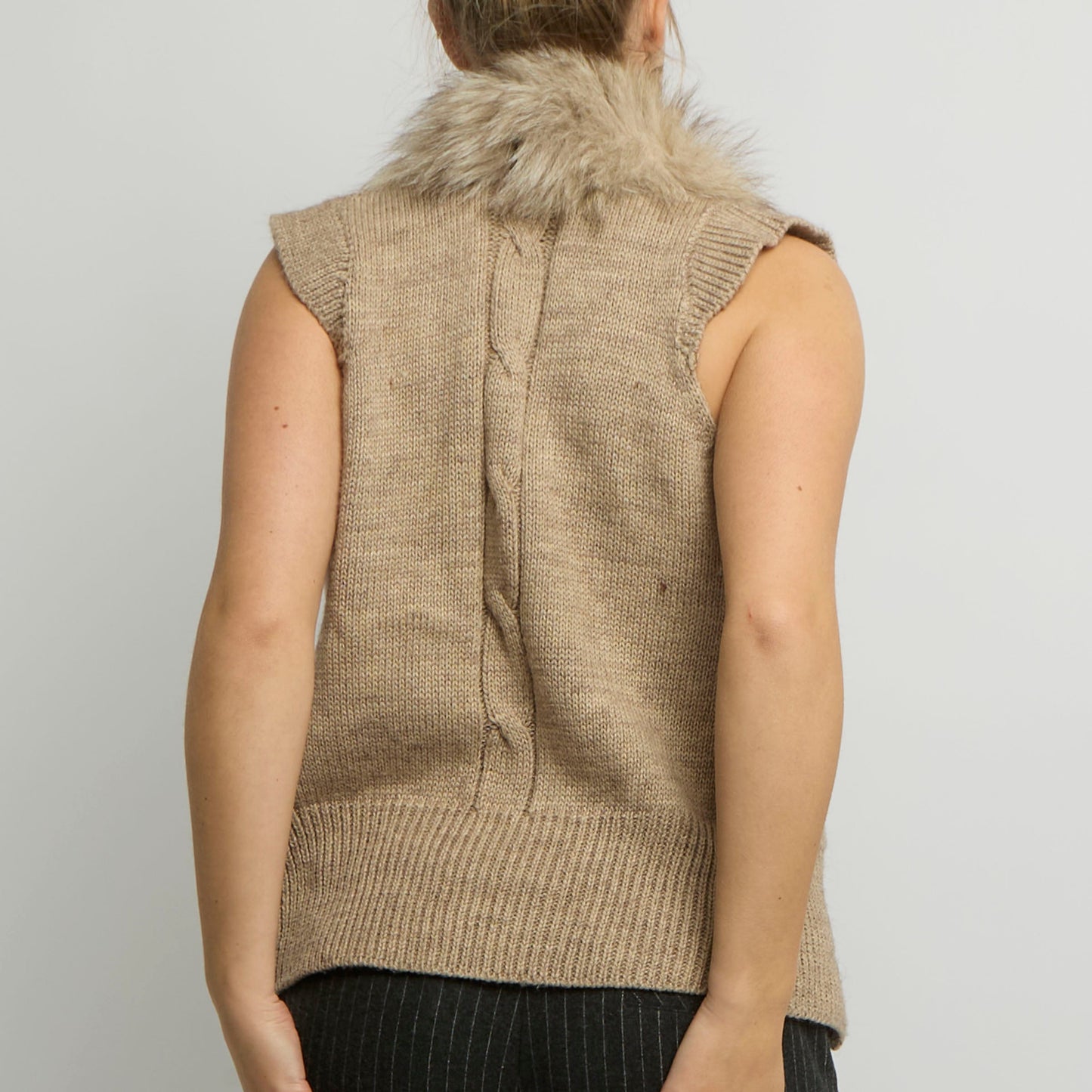 Fur Trim Sleeveless Cardigan - UK 12