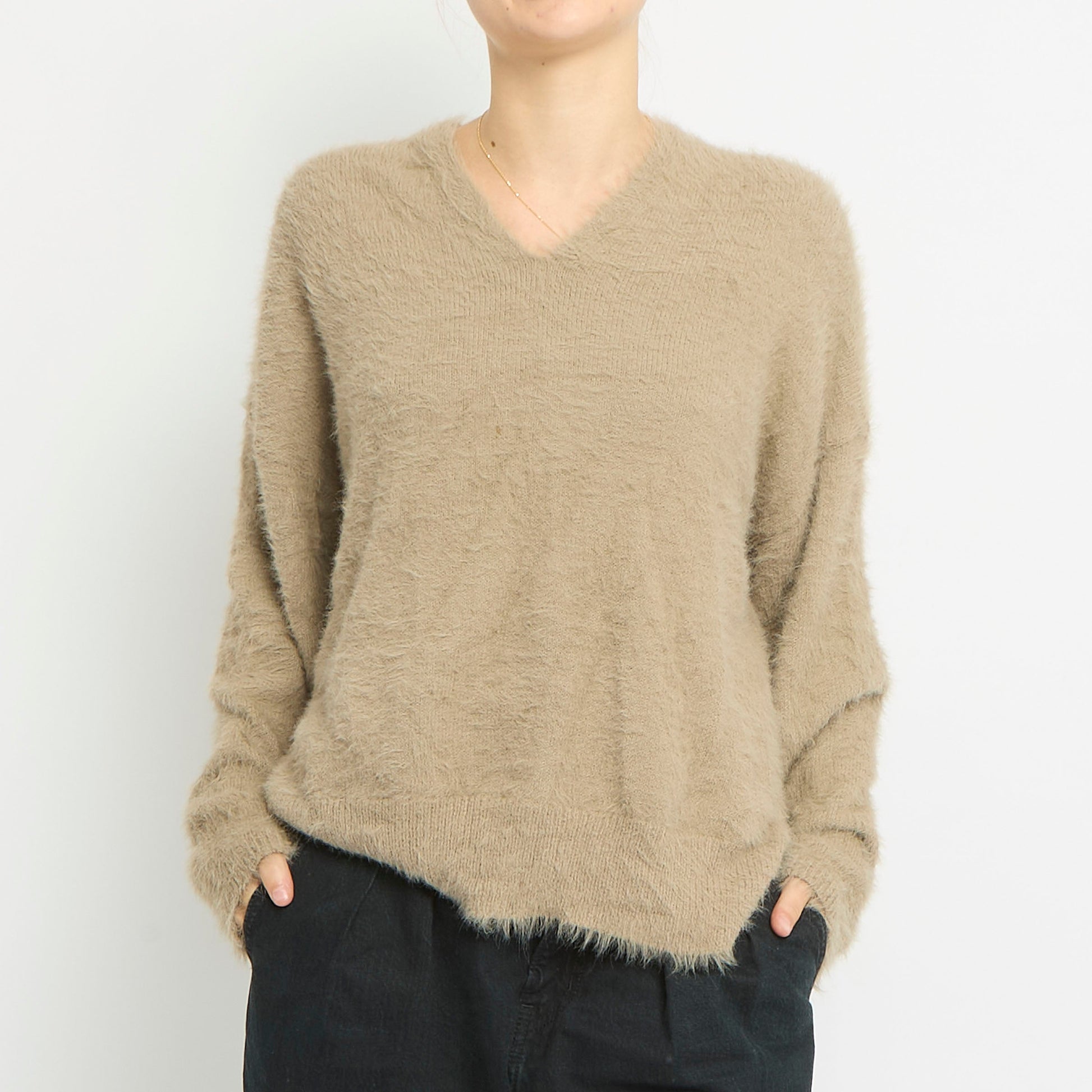 Fluffy V-Neck Sweatshirt-14