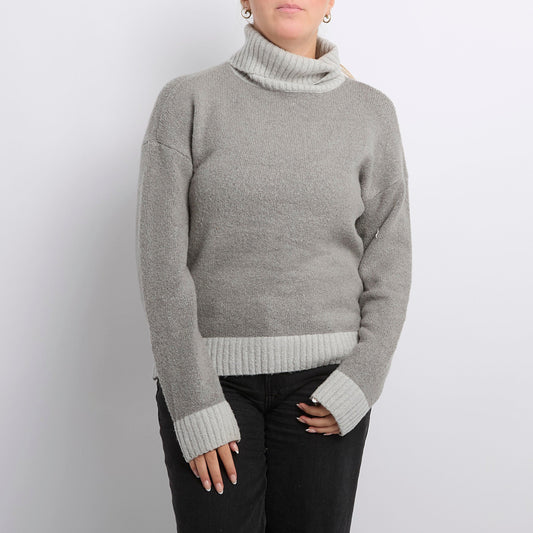 Ribbed Turtleneck Heavy Knit Sweater - UK 14