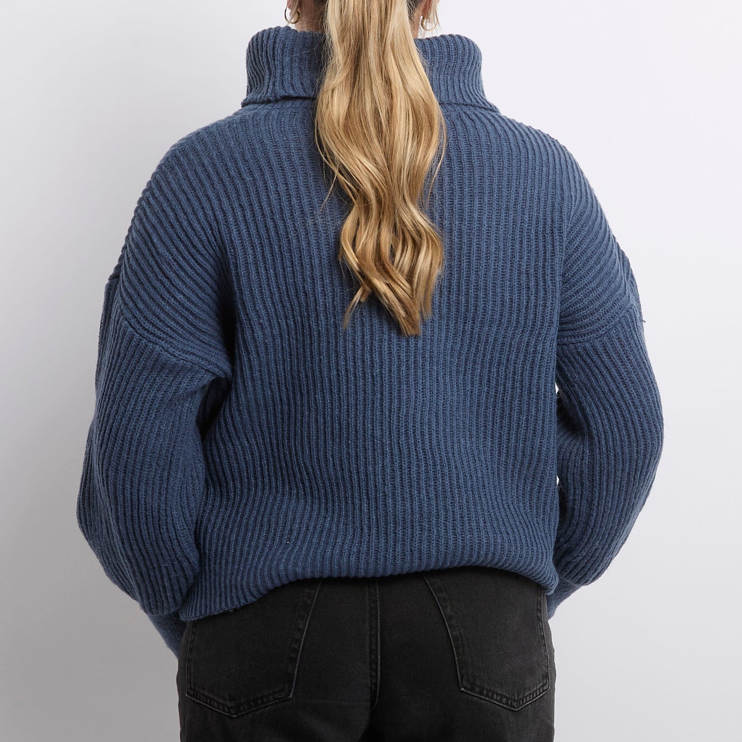 RIbbed Turtleneck Sweater - UK 14