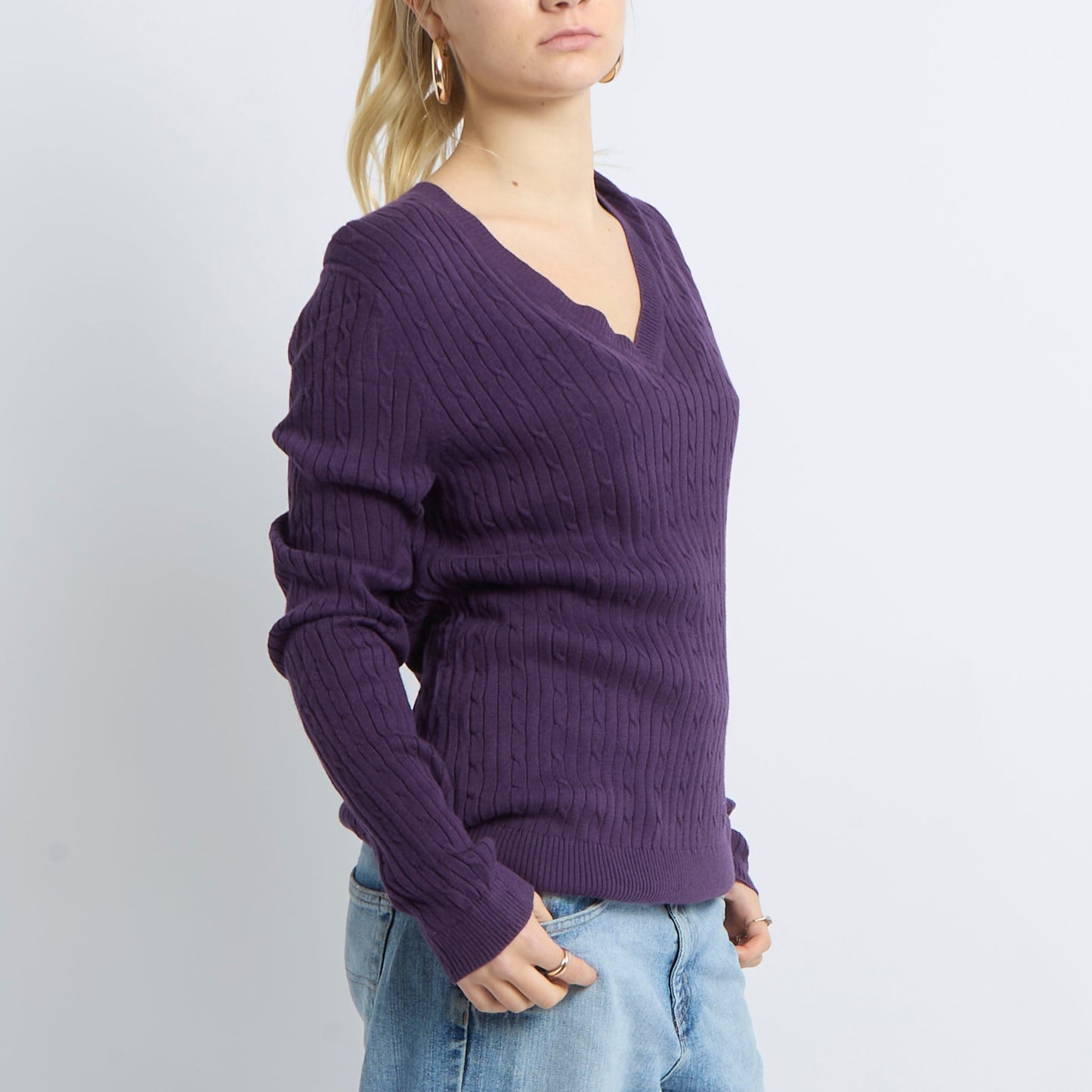 V-neck Cable Knit Sweatshirt - UK 14