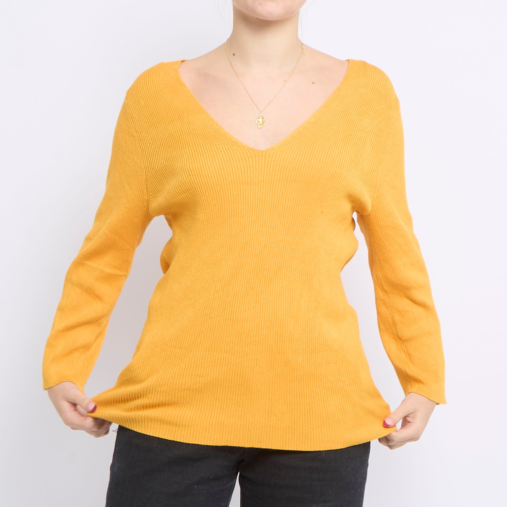 V-Neck Ribbed Knitted Sweater - UK 16