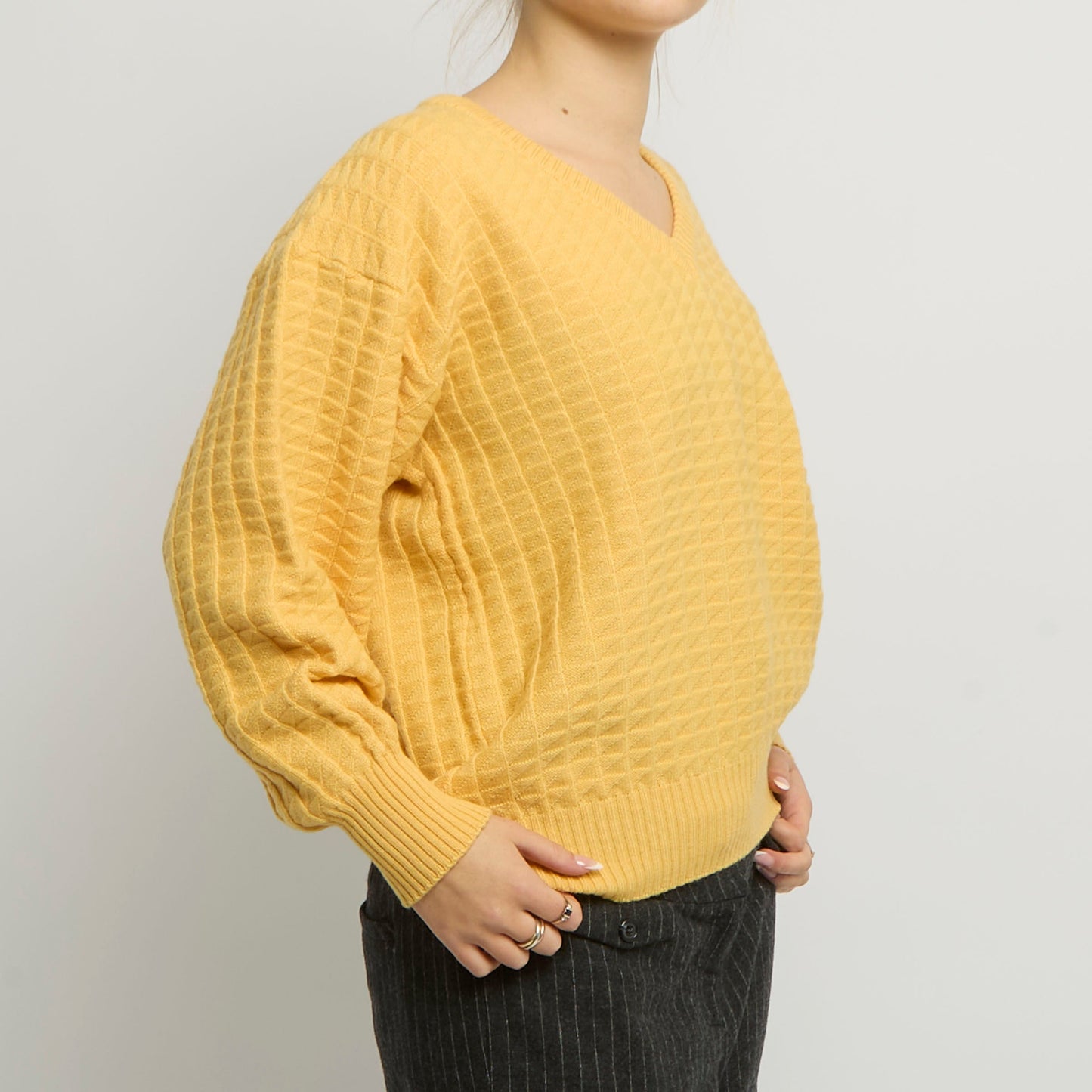 V-Neck Chunky Knitted Jumper - UK 16