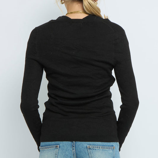 Ribbed V-Neck Buttoned Sweater - UK 6