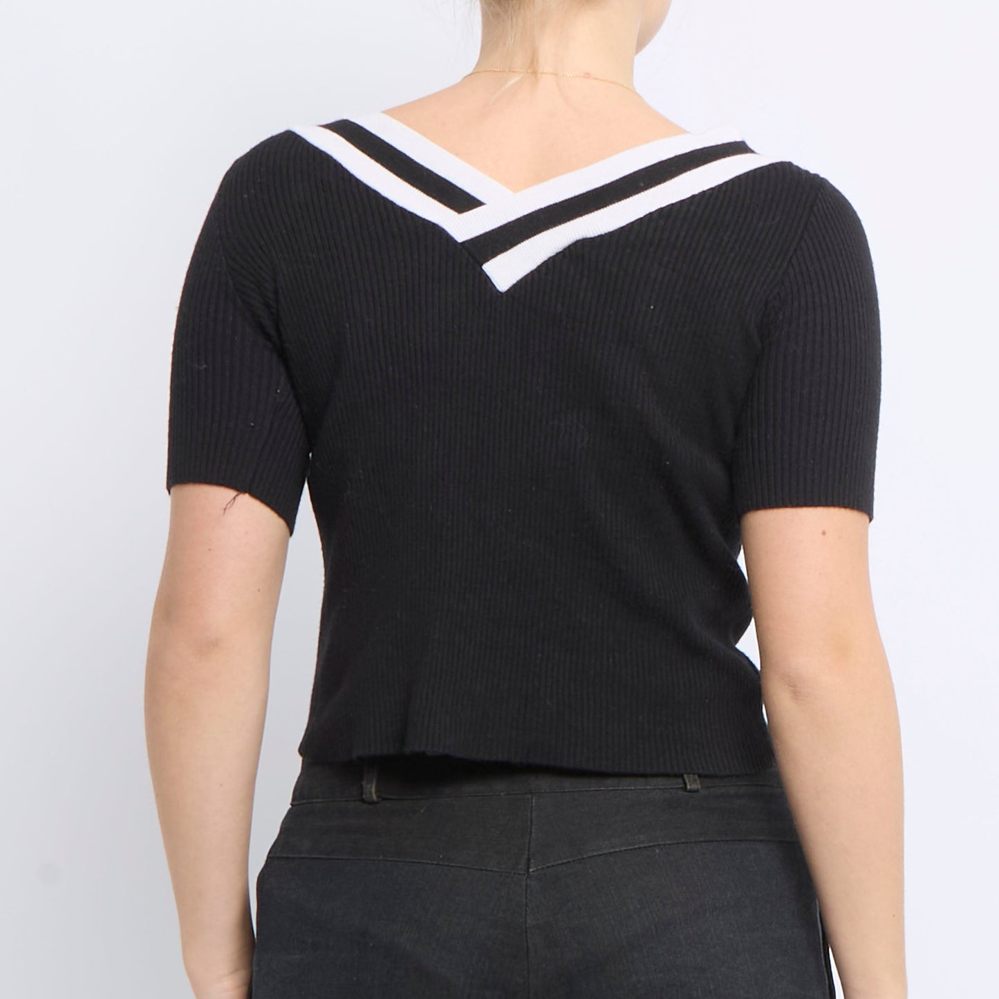 V-Neck Ribbed Shortsleeve Top - UK 8