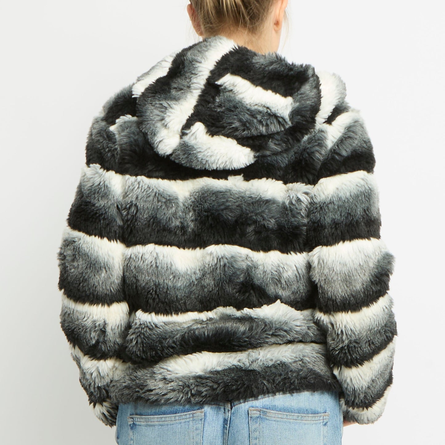 Hooded Three Tone Zip Up Fur - 10