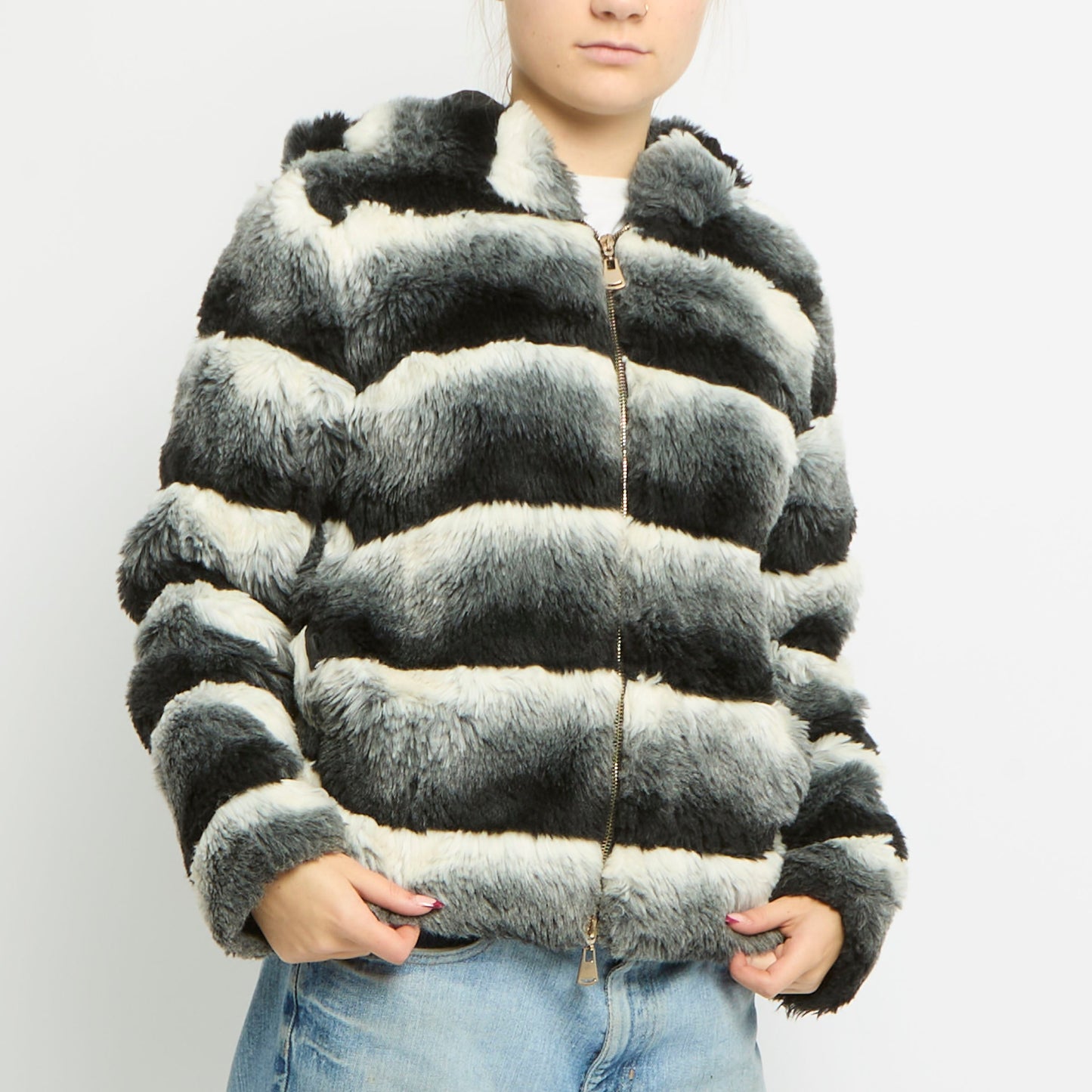 Hooded Three Tone Zip Up Fur - 10