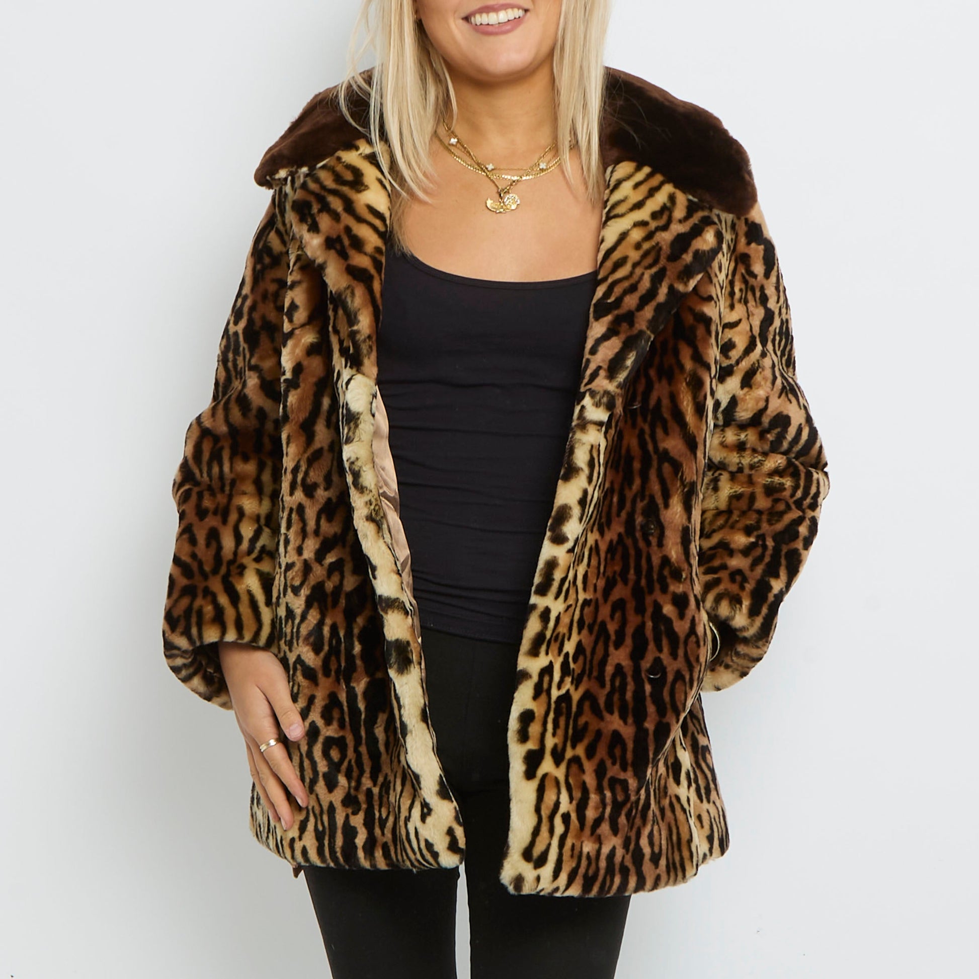 Heavy Weight Large Collar Faux Fur Jacket- UK 14