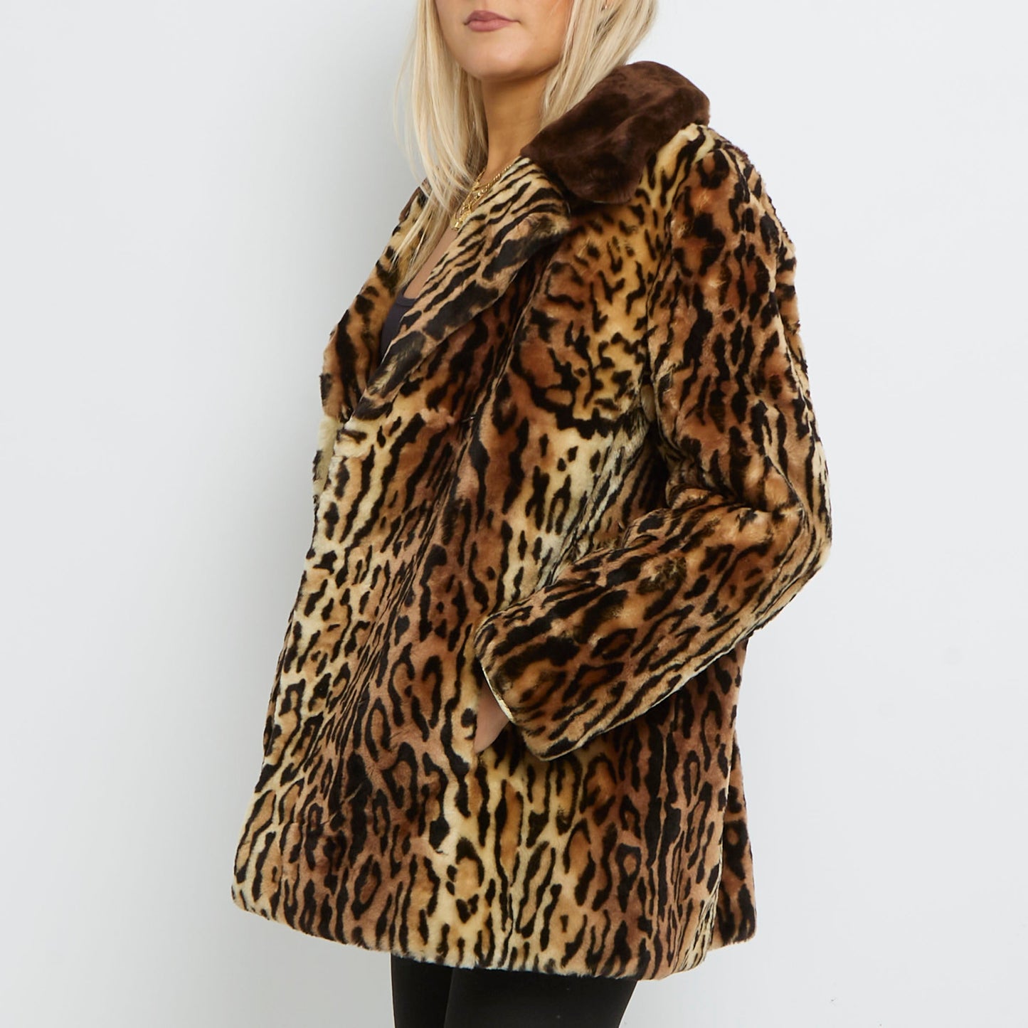 Leopard Contrast Collar Faux Fur Jacket- UK 14