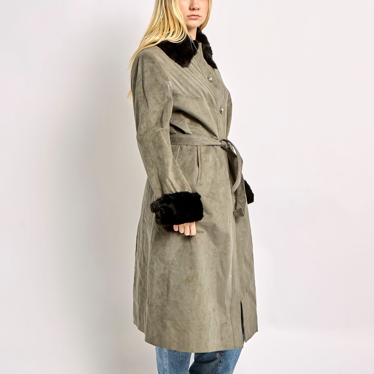 Fur Trimmed Long Suede Coat With Ornate Buttons - L